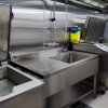 Catering Sink Stainless Steel Commercial Kitchen Restaurant Bar Utility Single Bowl Left Hand Drainer Free Standing Lower Storage Shelf Adjustable Feet Splashback 90 x 120 x 60cm FREE Strainer Plug
