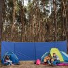 Outsunny Camping Windbreak, Foldable Portable Wind Blocker w/ Carry Bag and Steel Poles, Beach Sun Screen Shelter Privacy Wall, 620cm x 150cm