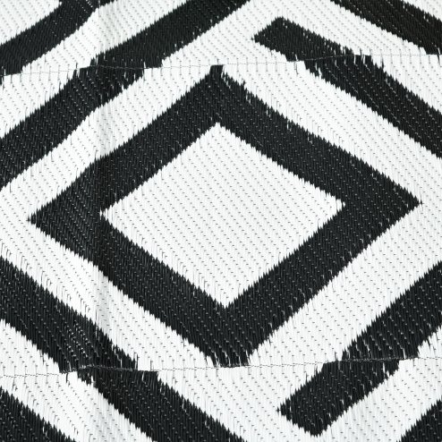 Outsunny Reversible Outdoor Rug with Carry Bag, Waterproof Plastic Straw Mat for Garden, Deck, RV, Picnic, Beach, Camping, 182 x 274cm, Black & White