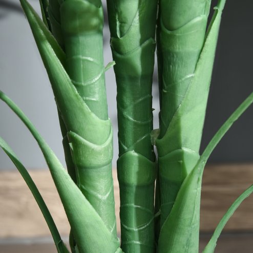 Outsunny 125cm/4FT Artificial Palm Plant Decorative Tree with Nursery Pot, Fake Plastic Indoor Outdoor Home Office D??cor, Green