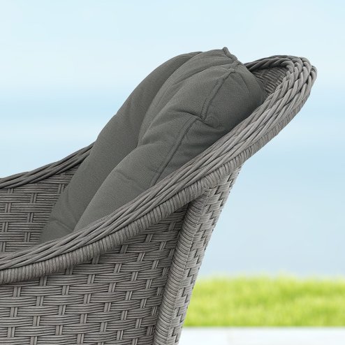 Outsunny 4 Pieces Rattan Garden Furniture Set, Round Wicker Garden Sofa Set with Loveseat, Armchairs and Glass Top Table, Outdoor Conservatory Furniture with Cushions for Patio, Balcony, Light Grey