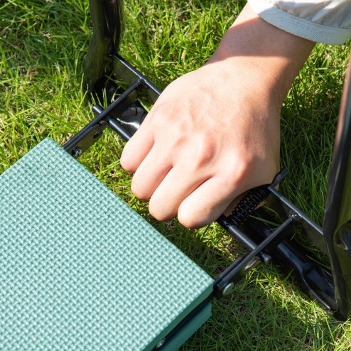 Outsunny 2 in 1 Garden Kneeler Seat, Kneeling Pad Support Bench, Foldable Knee Protector, Green