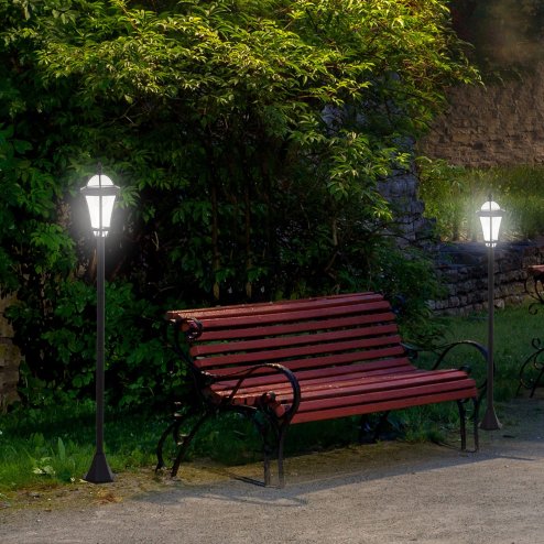 Outsunny 2 PCS 1.3M Garden Solar Lamp Post Lights Solar Powered LED Lantern Patio Pathway Walkway Outdoor Water-Resist Auto Switch 6 Hours Black