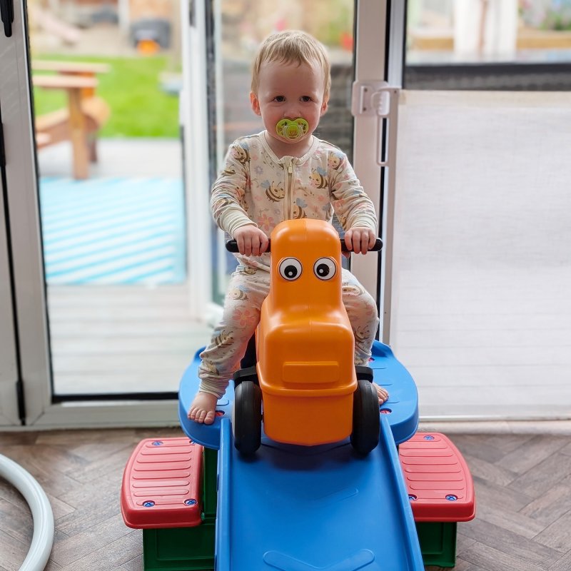 AIYAPLAY 3(m) Up and Down Rollercoaster for Kids, 4 Pieces Toddler Rollercoaster Ride-on with Non-Slip Steps, Sliding Car with Handles, Indoor Outdoor Play, for Ages 2-5 Years