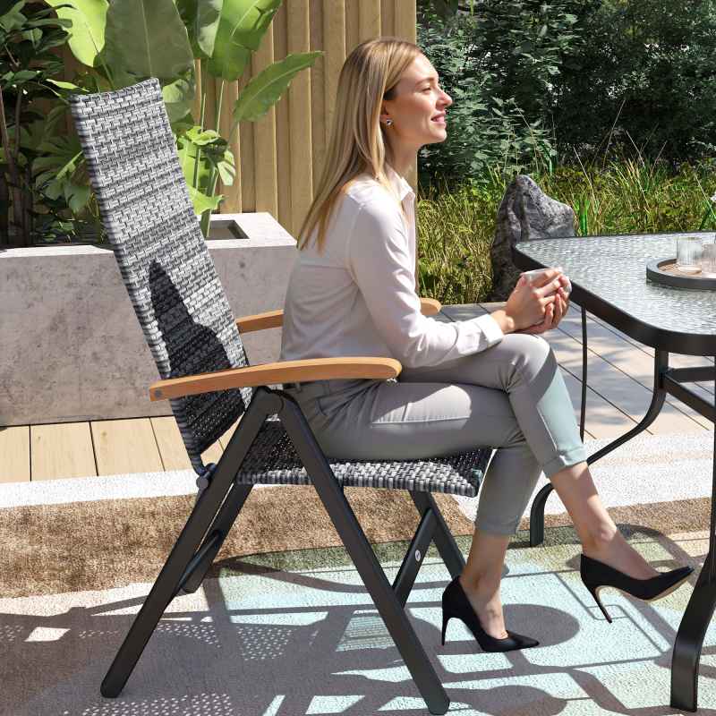 Outsunny Outdoor Folding Dining Chair, PE Rattan Chair with Armrests, High Backrest, for Garden, Camping, Balcony, Porch, Light Grey