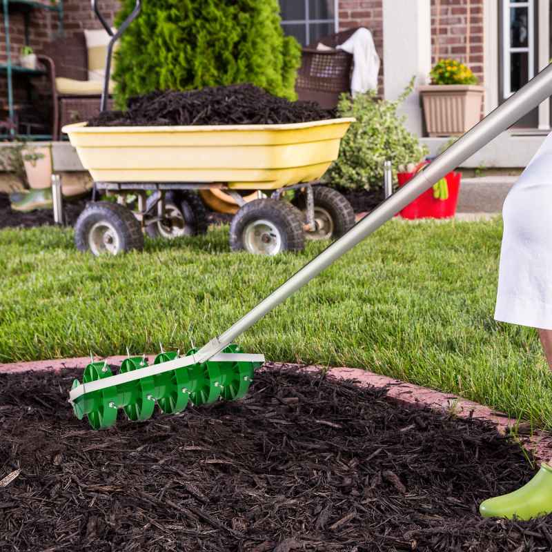 Outsunny Rolling Lawn Aerator, Heavy Duty Garden Aerator, Manual Lawn Spike Roller with T-bar Grip and 3 Piece Detachable Handle, Outdoor Garden Lawn Tool Dark Green