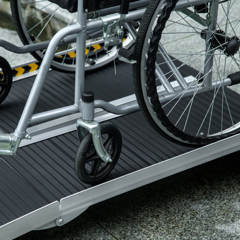 HOMCOM Wheelchair Ramp,  Folding Aluminium Threshold Ramp with Non-Skid Surface, Transition Plates Above and Below for Home, Steps, Stairs, Curbs, Doorways